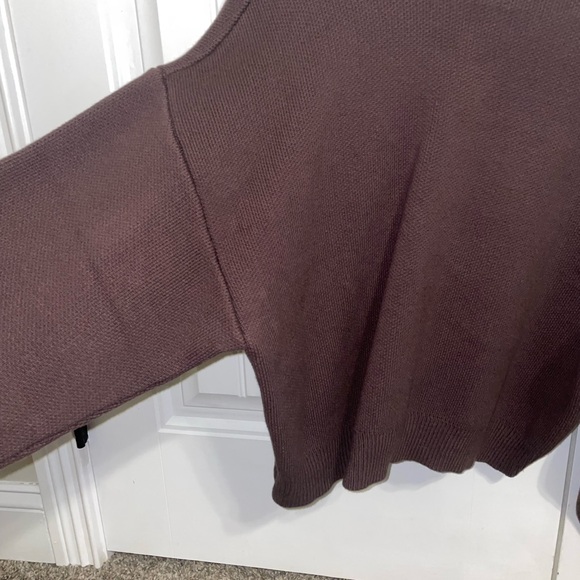 Taylor Swift Chocolate V-Neck Sweater - Picture 4 of 5